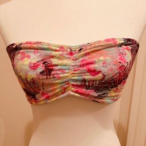 PINK Victoria's Secret Intimates & Sleepwear - 🥰Pink Victoria’s Secret bandeau bra size L PINK Victoria's Secret Intimates & Sleepwear - 🥰Pink Victoria’s Secret bandeau bra size L